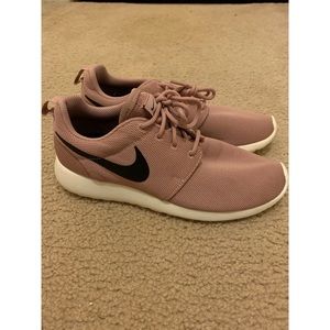 Nike Roshe One